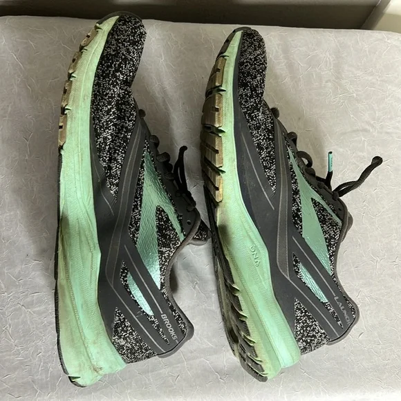 Brooks Launch 4 Running Shoes Size 11 Women - Picture 7 of 10